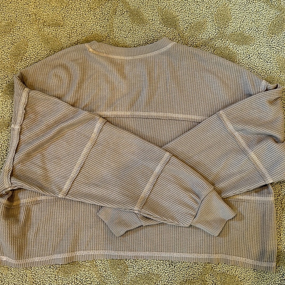 Hollister long sleeve size XXS - Picture 3 of 4
